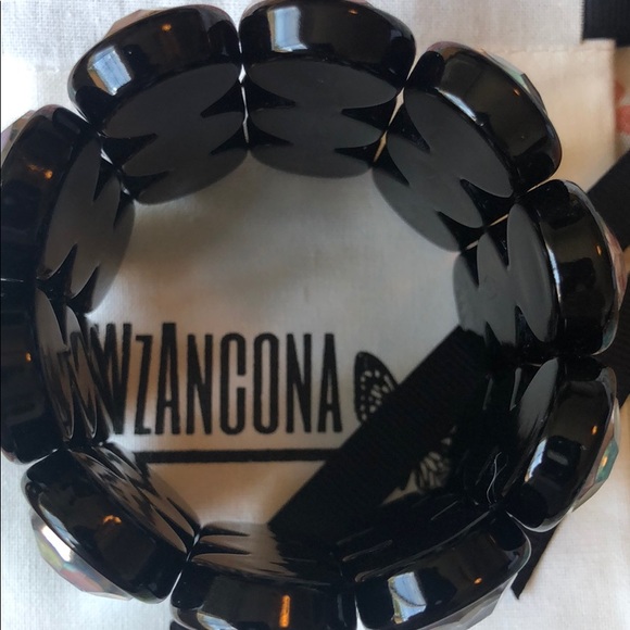 Rock Stretch Metal Beaded Crystal Bracelets - Picture 4 of 7